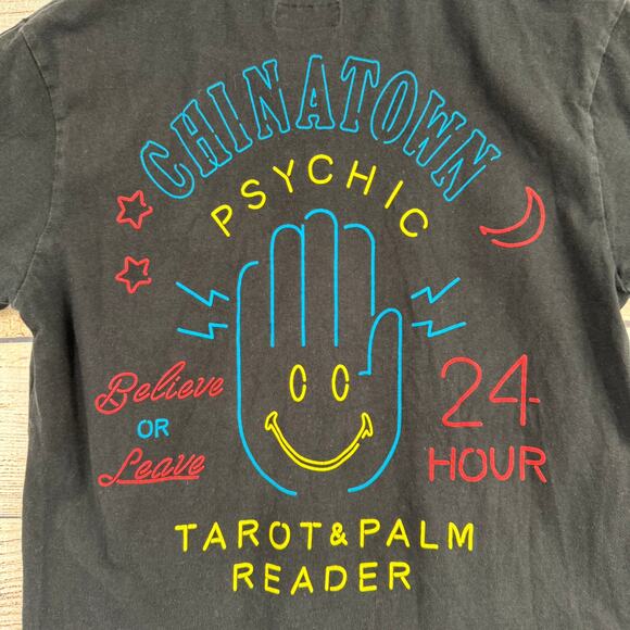 Chinatown Market x Smiley Psychic Palm Reader T-Shirt Adult Medium Black - Picture 3 of 9